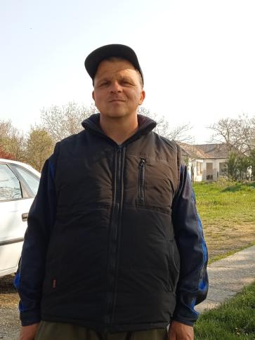 Zsolt, 46 éves sarudi társkereső férfi profil fotója