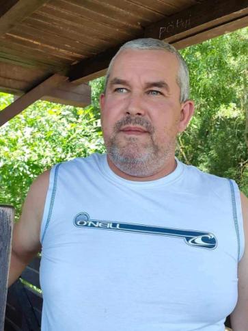 János, 51 éves kiskunfélegyházi társkereső férfi profil fotója