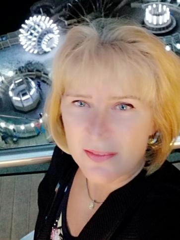 Betty, 56 éves romániai társkereső nő profil fotója