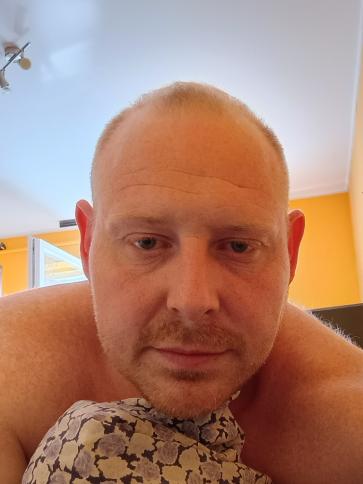 Ricsi, 36 éves kókai társkereső férfi profil fotója