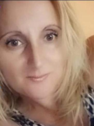 Enikő, 51 éves hajdúszoboszlói társkereső nő profil fotója Enikő, 51 éves hajdúszoboszlói társkereső nő profil fotója