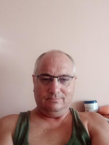 István, 51 éves bábolnai társkereső férfi profil fotója
