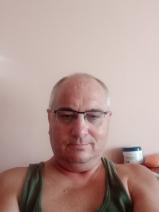 Sziasztok! István vagyok. Komoly bábolnai párkereső nők jelentkezését várom.