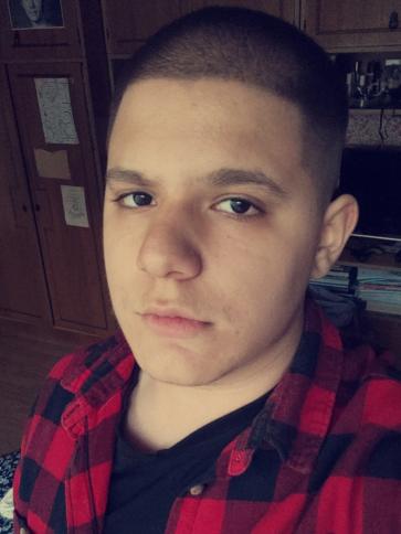 Milán, 20 éves sárospataki társkereső férfi profil fotója