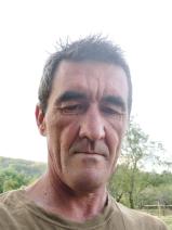 Sziasztok! Arpad vagyok. Komoly pomázi párkereső nők jelentkezését várom.