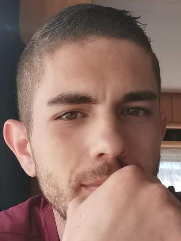 Péter, 36 éves Budapest XI. kerületi társkereső férfi profil fotója