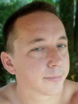 Sziasztok! József vagyok. Komoly tarnamérai párkereső nők jelentkezését várom.