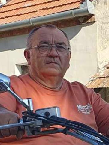 Sanyi, 61 éves farádi társkereső férfi profil fotója