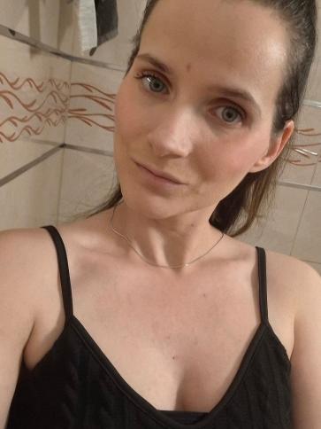 Heni, 29 éves Budapest XI. kerületi társkereső nő profil fotója