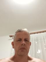 Sziasztok! Gábor vagyok. Igényes ceglédi párkereső nőt keresek.