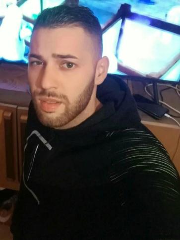 Ezel, 30 éves kisvárdai társkereső férfi profil fotója