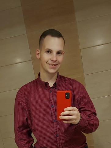 Dávid, 23 éves hajdúszoboszlói társkereső férfi profil fotója Dávid, 23 éves hajdúszoboszlói társkereső férfi profil fotója