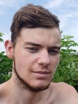 Sziasztok! Viktor vagyok. Komoly paszabi párkereső nők jelentkezését várom.