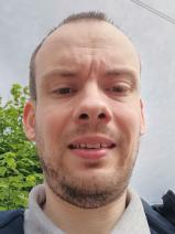 Sziasztok! Dávid vagyok. Komoly nemeskisfaludi párkereső nők jelentkezését várom.