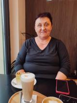 Sziasztok! Erika vagyok. Komoly solti társkereső férfiak jelentkezését várom.