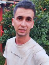 Sziasztok! Csabi vagyok. Komoly vácszentlászlói párkereső nők jelentkezését várom.
