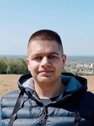 Dávid, 26 éves ajkai társkereső férfi profil fotója