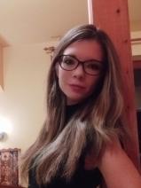 Sziasztok! Zsuzsi vagyok. Diplomás Budapest XXI. kerületi párkereső férfiakat keresek randizni.