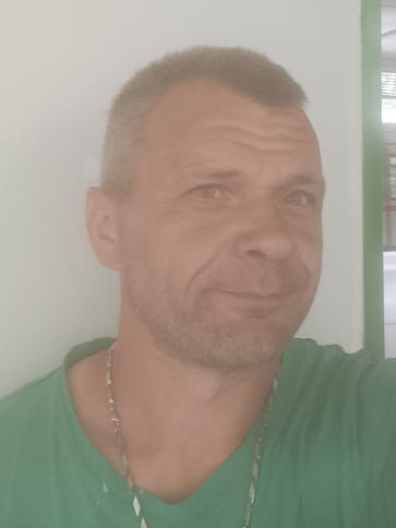 László, 45 éves jászberényi társkereső férfi profil fotója
