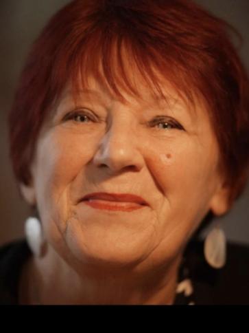 Julia, 67 éves németországi társkereső nő profil fotója