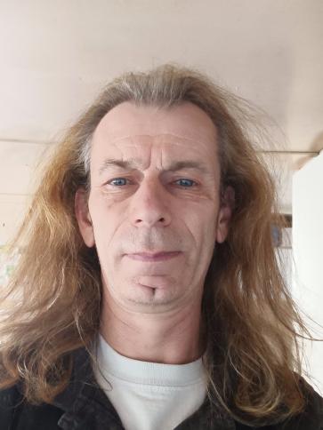 József, 56 éves kötcsei társkereső férfi profil fotója