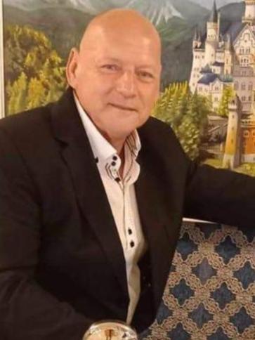 Tamás, 61 éves veresegyházi társkereső férfi profil fotója