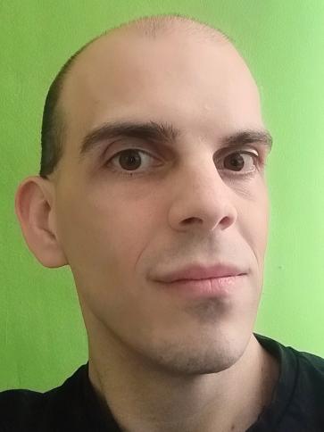 Olivér, 33 éves kazincbarcikai társkereső férfi profil fotója