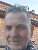Sziasztok! Ferenc vagyok. Komoly galgahévízi párkereső nők jelentkezését várom.