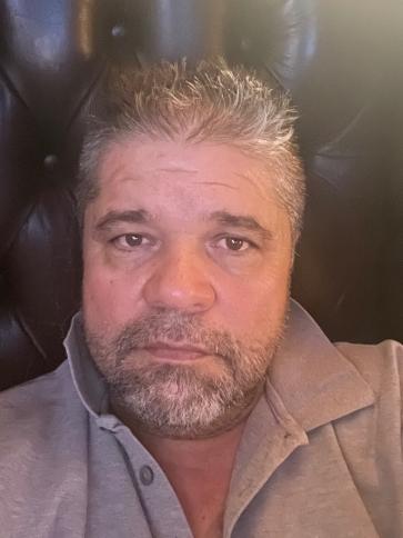 Zoli, 45 éves Budapest XI. kerületi társkereső férfi profil fotója