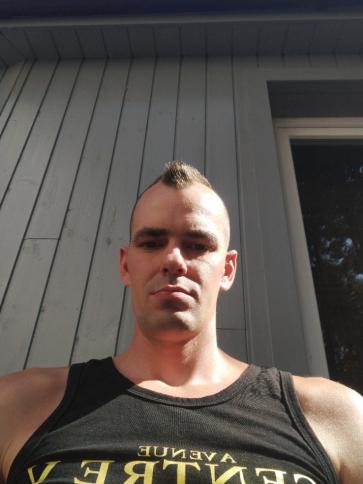 Dávid, 35 éves tiszavasvári társkereső férfi profil fotója