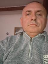 Sziasztok! József vagyok. Komoly mezőszemerei párkereső nők jelentkezését várom.