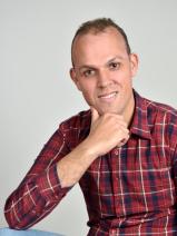 Sziasztok! Zoltán vagyok. Komoly sárándi párkereső nők jelentkezését várom.