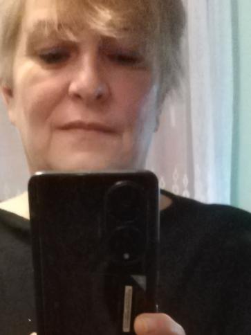 Ilona, 55 éves komáromi társkereső nő profil fotója