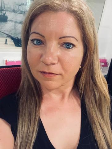 Betti, 42 éves békéscsabai társkereső nő profil fotója