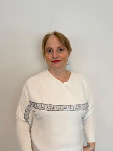 Zsófia, 46 éves celldömölki társkereső nő profil fotója