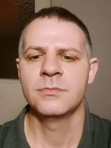 János, 36 éves szalkszentmártoni társkereső férfi profil fotója