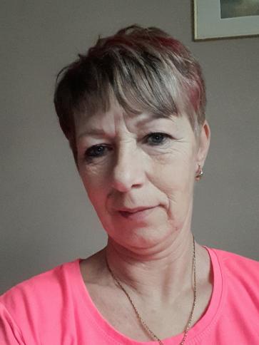 Katalin, 55 éves királdi társkereső nő profil fotója