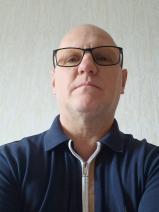 Sziasztok! József vagyok. Ingyenesen megismerhető gödöllői nőkkel randiznék.