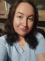 Sziasztok! Judit vagyok. Online Budapest III. kerületi randizni vágyó férfiak jelöljetek kedvencnek.