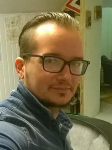 Viktor, 40 éves monori társkereső férfi profil fotója