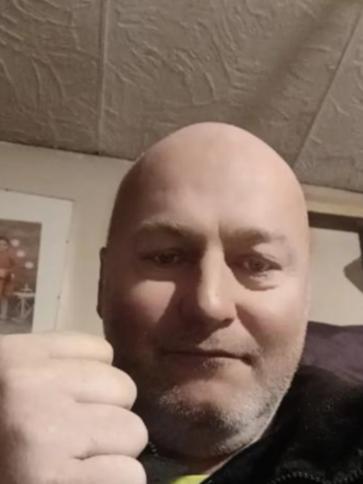 Laci, 51 éves péceli társkereső férfi profil fotója