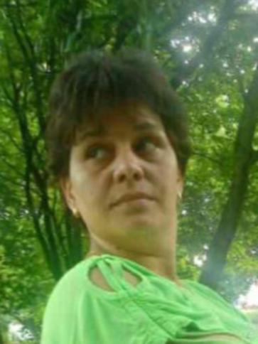 Edina, 47 éves kazincbarcikai társkereső nő profil fotója