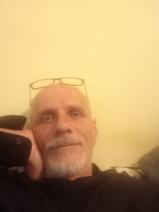 Sziasztok! Hagymási vagyok. Ingyenesen megismerhető dunakeszi nőkkel randiznék.