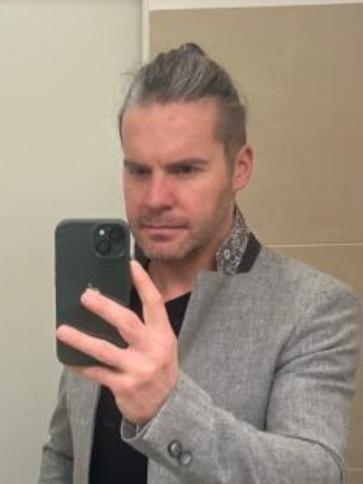 Miklós, 46 éves tóalmási társkereső férfi profil fotója