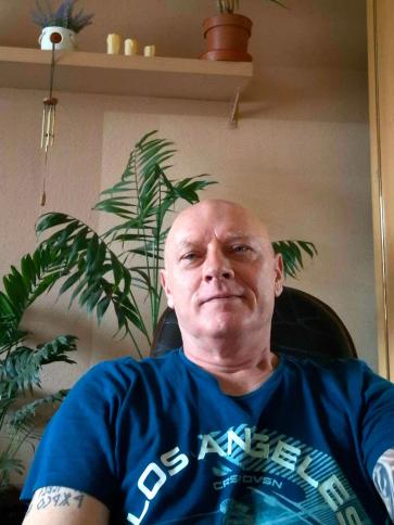 Árpád, 53 éves Budapest XIII. kerületi társkereső férfi profil fotója