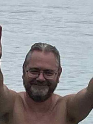 István, 63 éves székesfehérvári társkereső férfi profil fotója