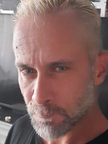 Attila, 47 éves zalasárszegi társkereső férfi profil fotója