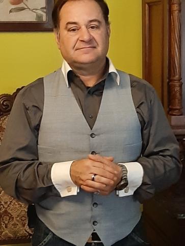 Attila, 58 éves kecskeméti társkereső férfi profil fotója