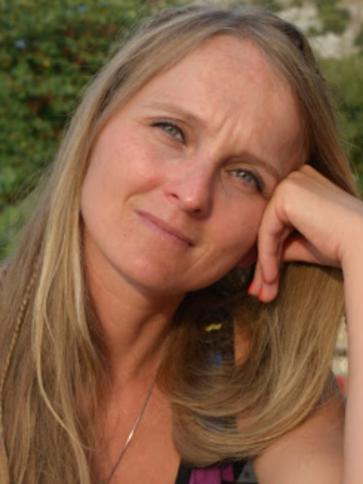 Szilvia, 47 éves szlovéniai társkereső nő profil fotója