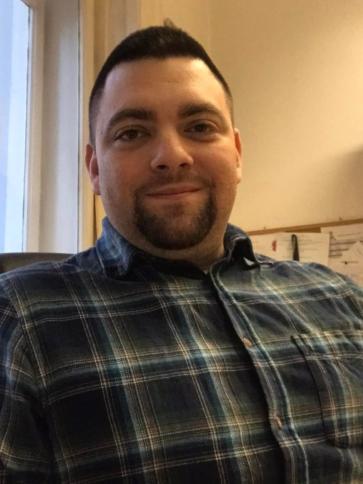 Gábor, 37 éves zirci társkereső férfi profil fotója